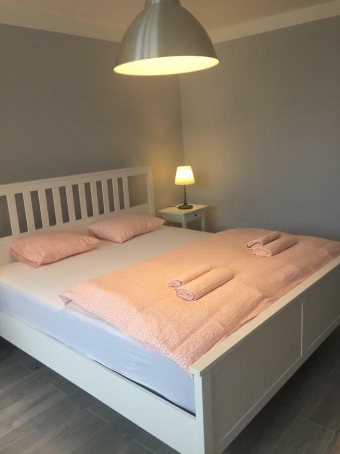 Apartment Oswiecim Klimatyzowany المظهر الخارجي الصورة
