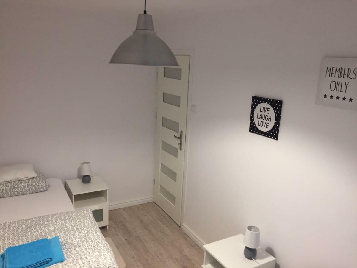 Apartment Oswiecim Klimatyzowany المظهر الخارجي الصورة